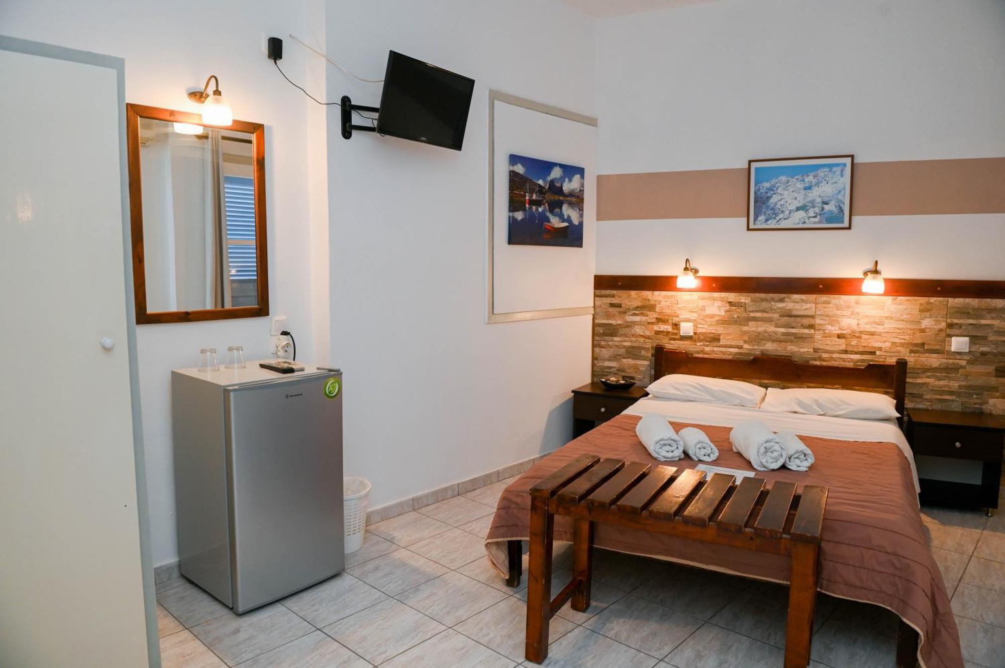 Narkissos Hotel Камари Экстерьер фото